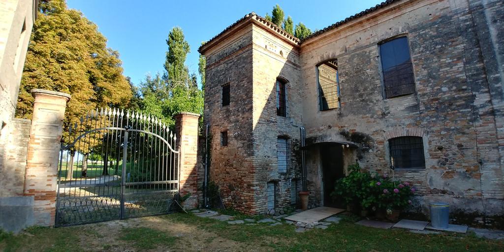 Villa Lo Scrigno Di Lara Ceresara Exterior foto
